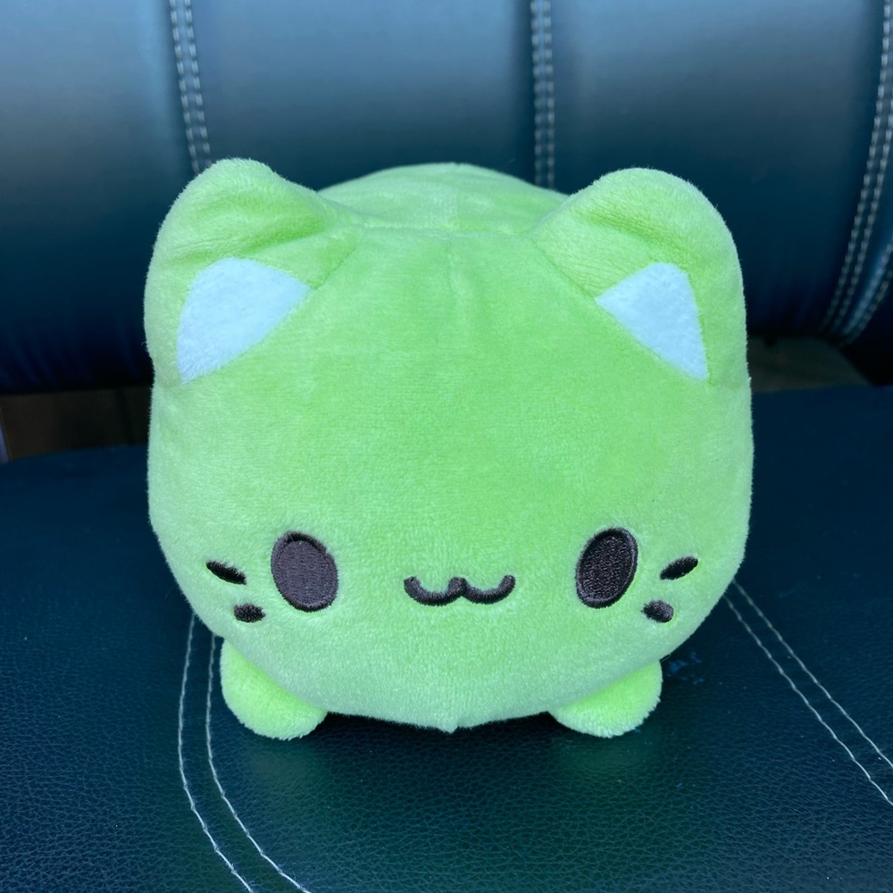 Aurora Tasty Peach Meowchi Green Tea Cat 7 Inch Plush